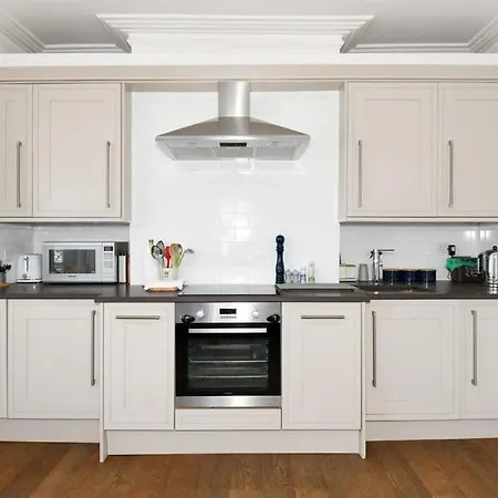 Modern Southville 5 Min Walk To Centre Бристоль