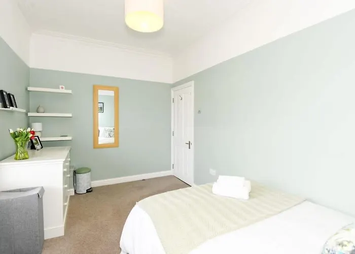 Modern Southville 5 Min Walk To Centre